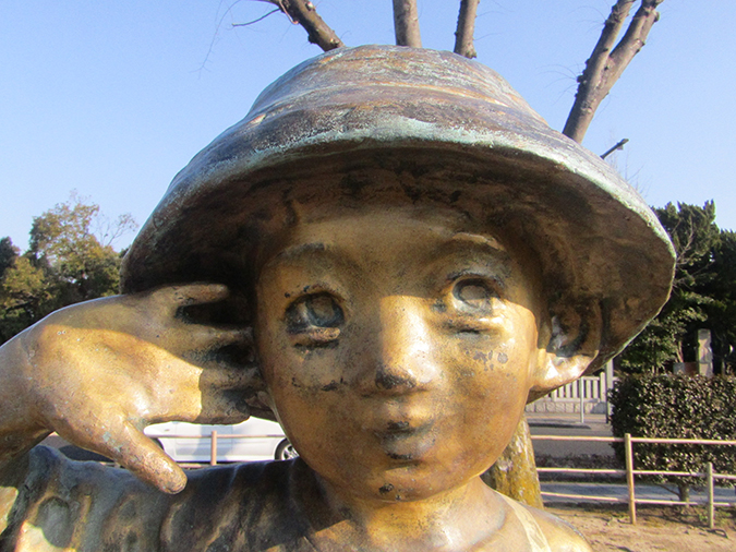 長崎平和祈念像を作った北村西望 の作品「こんにちは」＠大手前公園