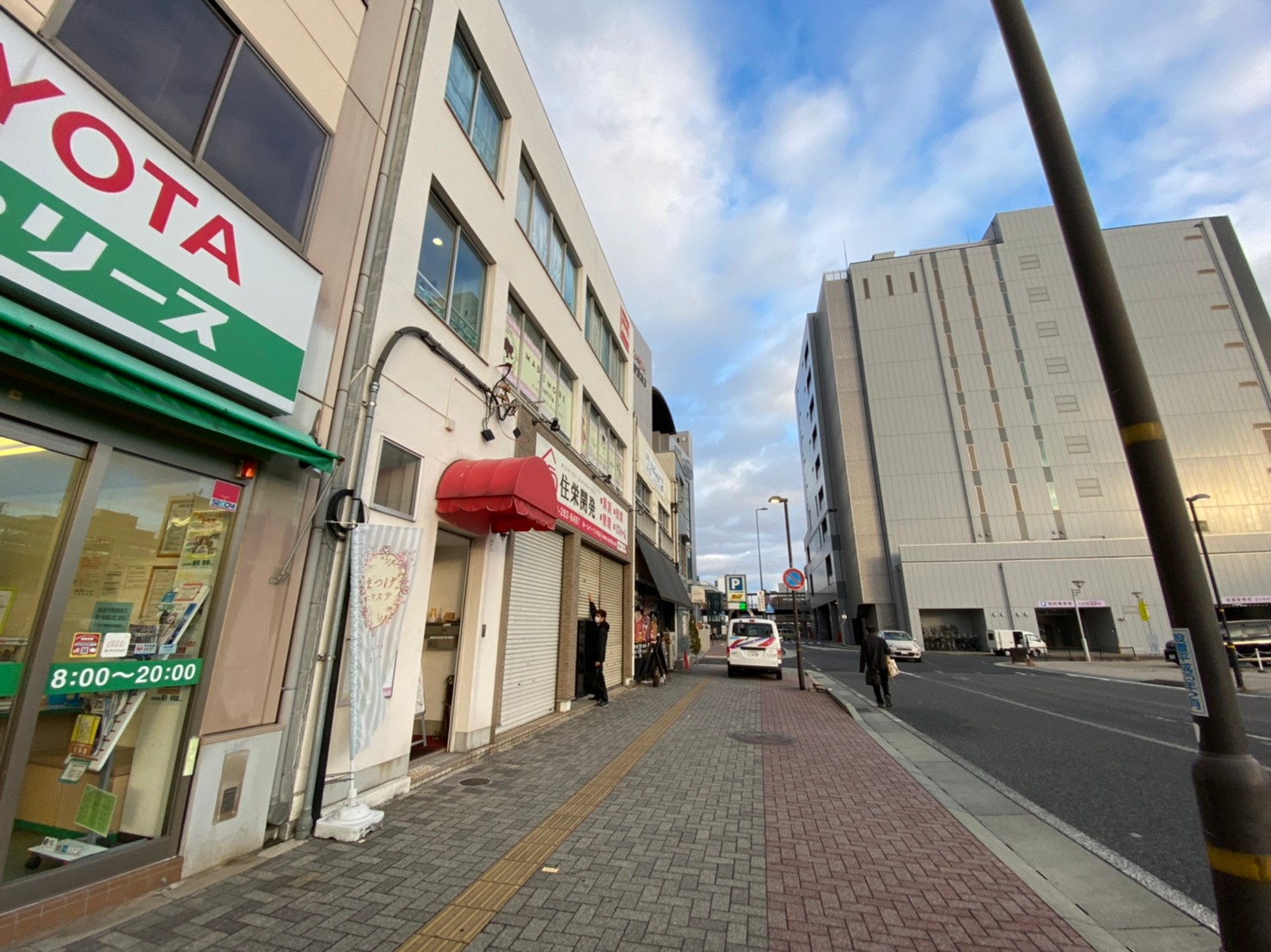 トヨタレンタリース神戸 ＪＲ姫路駅山電口店が閉店するみたい  姫路の種