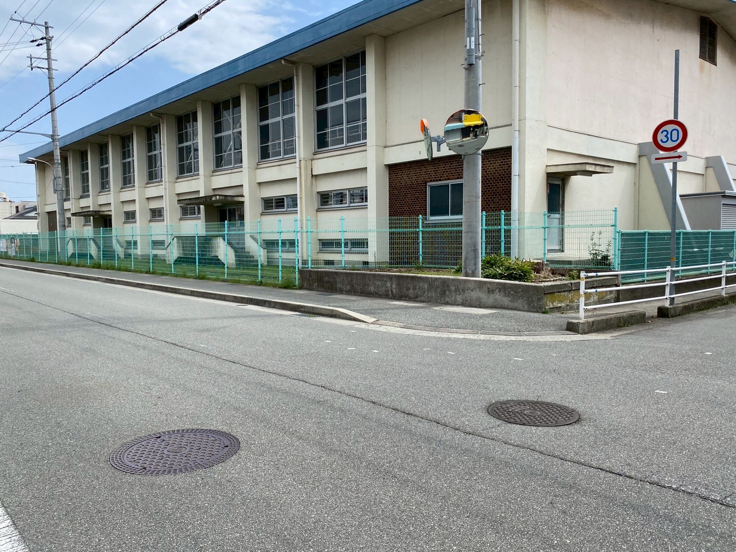 飾磨、小学校斜め前の『お好み焼き 多津』が閉店してる。 | 姫路の種