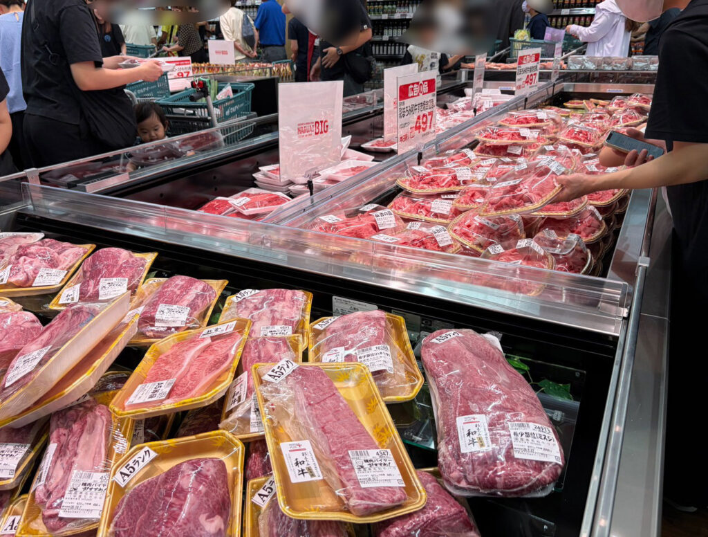 マルアイBIGアクロスプラザ高砂店の精肉売り場