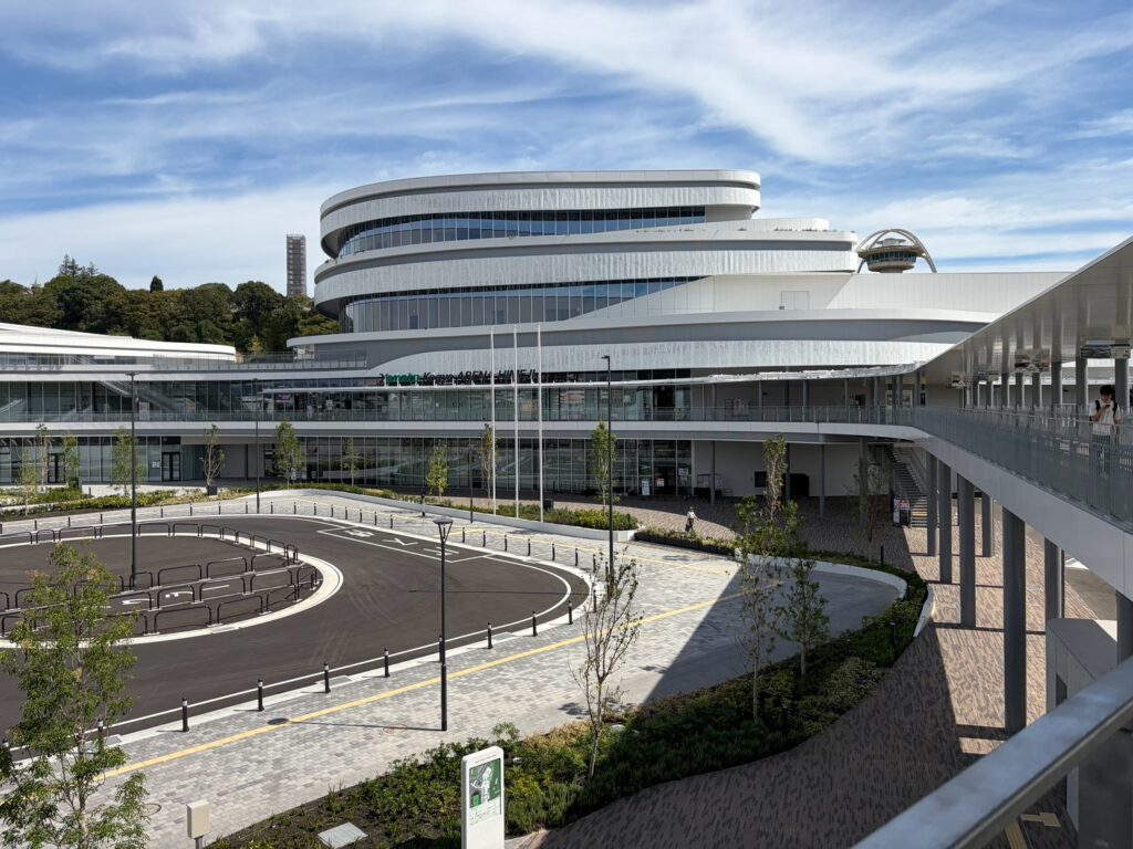 大和工業アリーナ姫路の外観