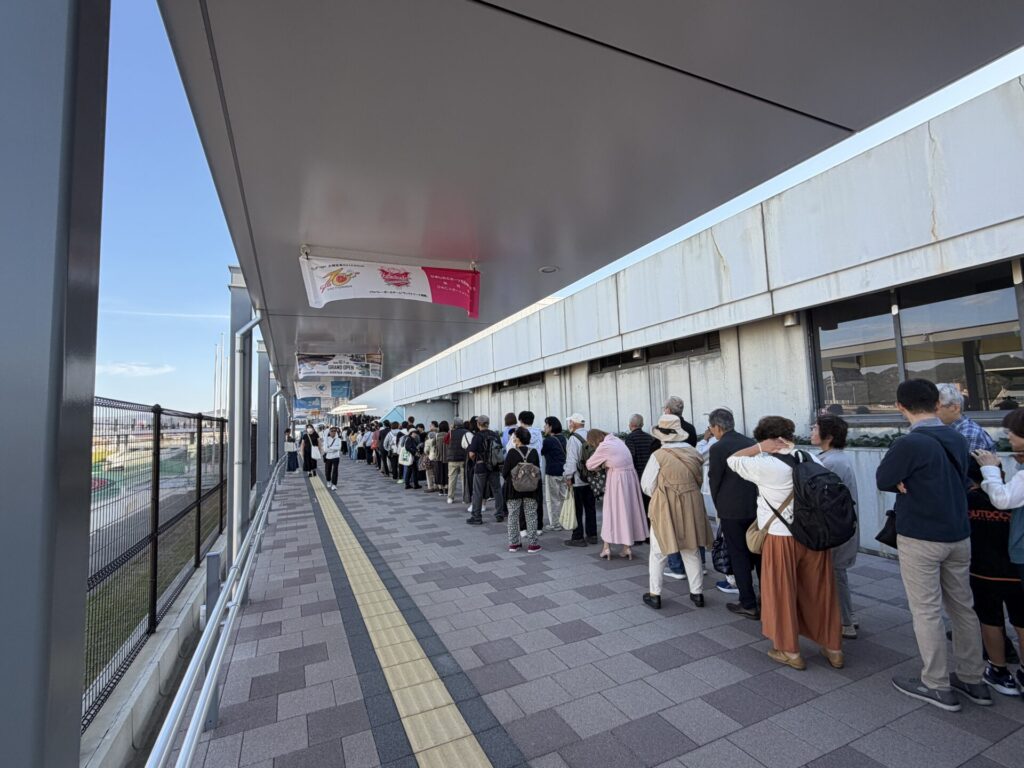 大相撲姫路場所の会場入口付近