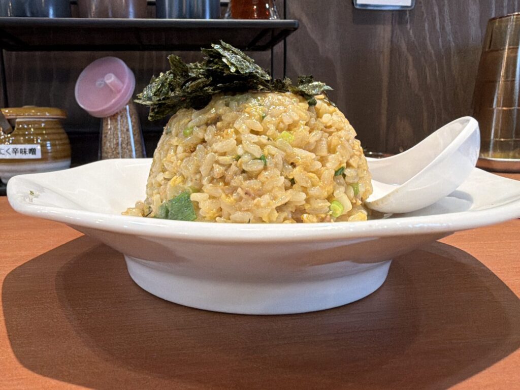しっとり系の半チャーハン