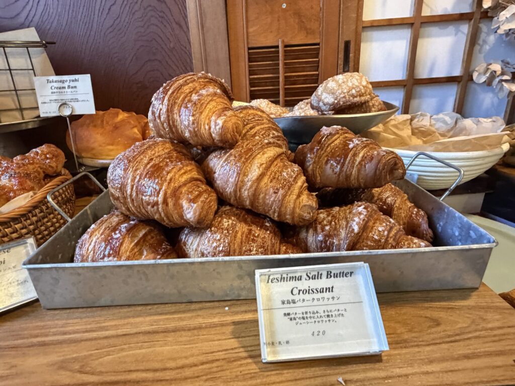 家島塩バタークロワッサン
